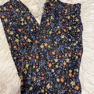 Time and Tru Floral Print Jeggings